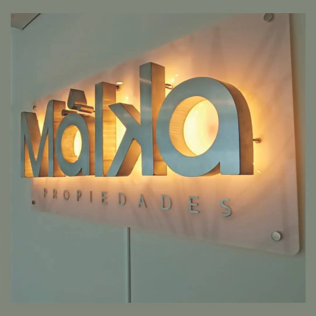CORPOREOS