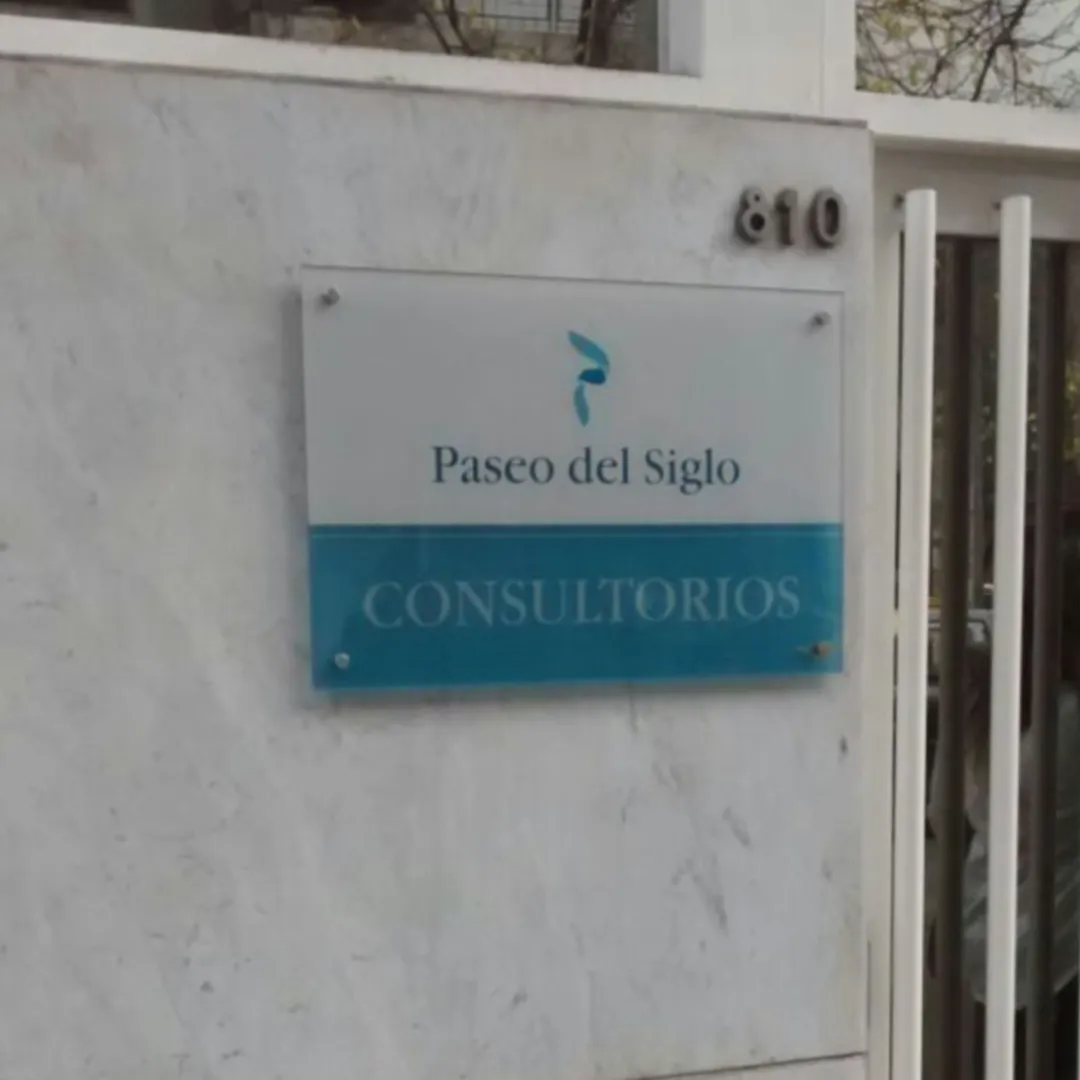 PLACAS Y CORPOREOS ACRILICOS